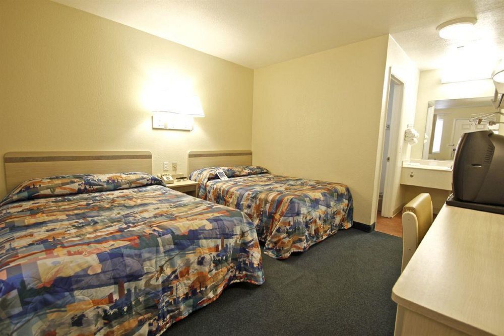 West Ashley Inn Charleston Esterno foto