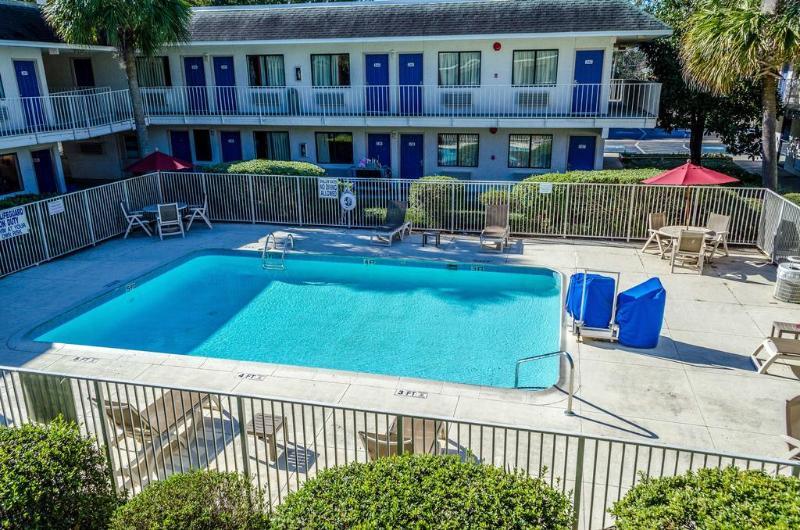 West Ashley Inn Charleston Esterno foto