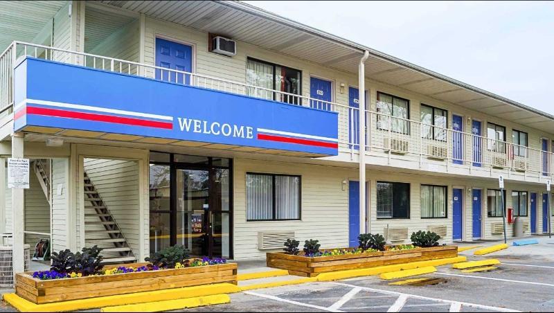 West Ashley Inn Charleston Esterno foto
